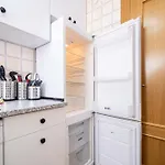 Appartamento Calle Helsinki 23, With 2 Bedrooms , 200 Meters From Locos