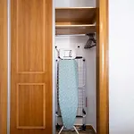 Calle Helsinki 23, With 2 Bedrooms , 200 Meters From Locos * 托雷维耶哈