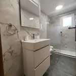Apartment Calle Helsinki 23, With 2 Bedrooms , 200 Meters From Locos *