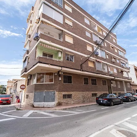 アパート Calle Helsinki 23, With 2 Bedrooms , 200 Meters From Locos *