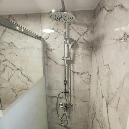 Calle Helsinki 23, With 2 Bedrooms , 200 Meters From Locos Torrevieja