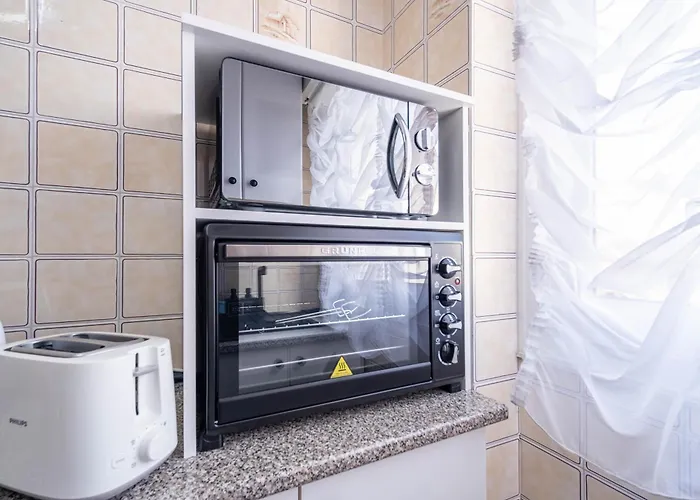 Lägenhet Calle Helsinki 23, With 2 Bedrooms , 200 Meters From Locos *