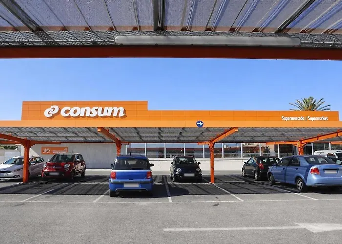 Calle Helsinki 23, With 2 Bedrooms , 200 Meters From Locos Lägenhet